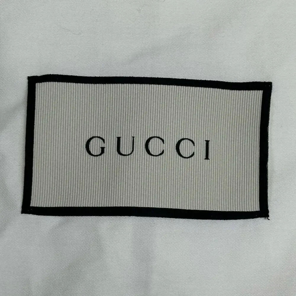 Gucci | Garment Bag & Velvet Coat Hanger | Off-white/Black | Bag: 20.5 x 57 inch